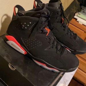 Air Jordan retro infrared black 6’s